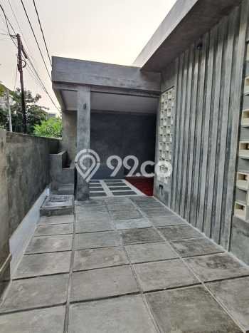 Lokasi strategis! Rumah siap pakai dikontrakkan di Cempaka Putih LB 150m2 Lokasi strategis! Rumah siap pakai dikontrakkan di Cempaka Putih LB 150m2