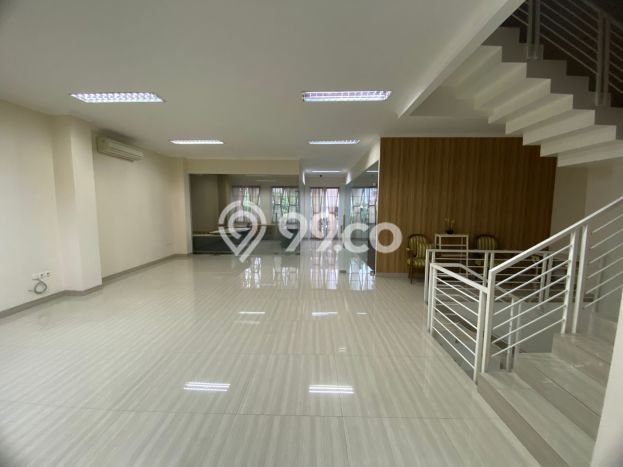 INVESTASI MENGUNTUNGKAN! Kantor Kawasan Kelapa Gading, Luas 450m2m², Pusat Bisnis INVESTASI MENGUNTUNGKAN! Kantor Kawasan Kelapa Gading, Luas 450m2m², Pusat Bisnis