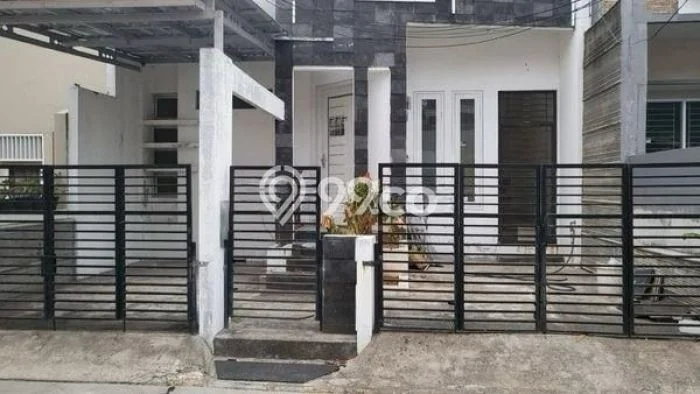 HUNIAN IMPIAN! Rumah di Kelapa Gading, 2 KM, Free Macet, Luas 112m2m² LB 100m2m² HUNIAN IMPIAN! Rumah di Kelapa Gading, 2 KM, Free Macet, Luas 112m2m² LB 100m2m²