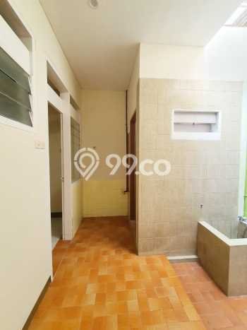 Lokasi strategis! Rumah siap pakai dikontrakkan di Cempaka Putih LB 150m2 Lokasi strategis! Rumah siap pakai dikontrakkan di Cempaka Putih LB 150m2