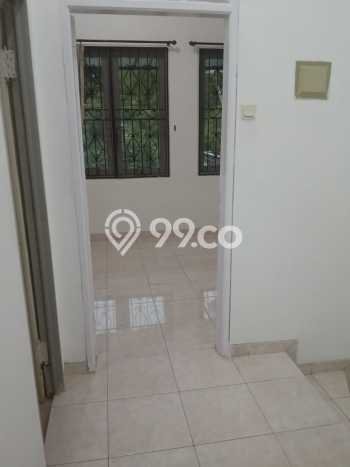 UNIT SPESIAL! Rumah di Kelapa Gading, 3 KT, Akses Pusat Kota, LT 105m2m² Bangunan 72m2m² UNIT SPESIAL! Rumah di Kelapa Gading, 3 KT, Akses Pusat Kota, LT 105m2m² Bangunan 72m2m²