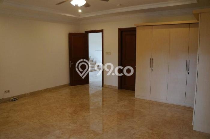 Rumah Sewa Jakarta Selatan LT 977m2 LB 977m2 Kawasan Ampera Rumah Sewa Jakarta Selatan LT 977m2 LB 977m2 Kawasan Ampera