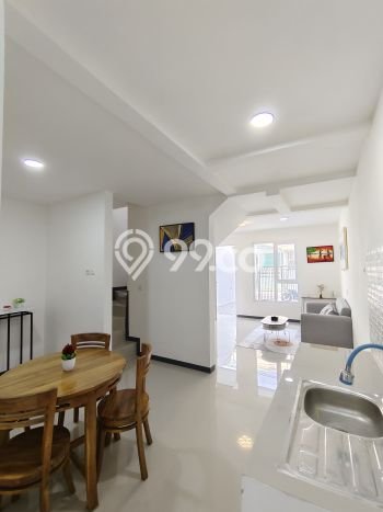 Dijual Rumah 3 Kamar Lokasi Strategis Nyaman dan Strategis di Kelapa Gading Dijual Rumah 3 Kamar Lokasi Strategis Nyaman dan Strategis di Kelapa Gading