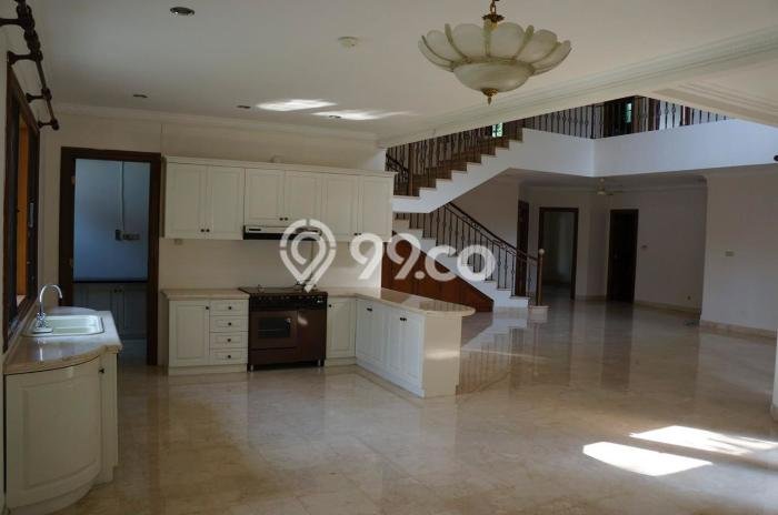 Rumah Sewa Jakarta Selatan LT 977m2 LB 977m2 Kawasan Ampera Rumah Sewa Jakarta Selatan LT 977m2 LB 977m2 Kawasan Ampera