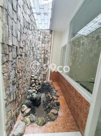 Lokasi strategis! Rumah siap pakai dikontrakkan di Cempaka Putih LB 150m2 Lokasi strategis! Rumah siap pakai dikontrakkan di Cempaka Putih LB 150m2