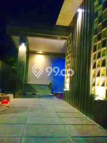 Lokasi strategis! Rumah siap pakai dikontrakkan di Cempaka Putih LB 150m2 Lokasi strategis! Rumah siap pakai dikontrakkan di Cempaka Putih LB 150m2