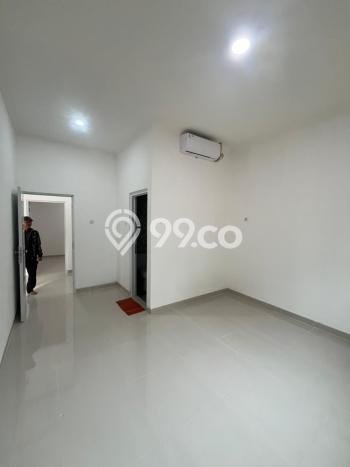 Lokasi terbaik! Rumah siap pakai dikontrakkan di Cakung LB 90m2 Lokasi terbaik! Rumah siap pakai dikontrakkan di Cakung LB 90m2