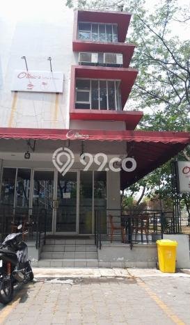 AREA KOMERSIAL! Ruko di Cakung, Luas 180m2m², Akses Utama AREA KOMERSIAL! Ruko di Cakung, Luas 180m2m², Akses Utama