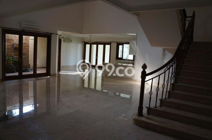 Rumah Sewa Jakarta Selatan LT 977m2 LB 977m2 Kawasan Ampera Rumah Sewa Jakarta Selatan LT 977m2 LB 977m2 Kawasan Ampera