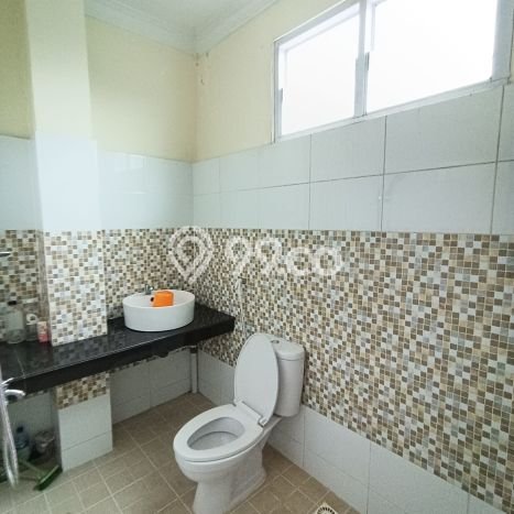 Rumah Elit LB 468m2 Siap Pakai Desain Elegan di Tiban, Batam Rumah Elit LB 468m2 Siap Pakai Desain Elegan di Tiban, Batam
