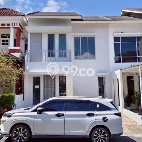 Disewakan! Rumah 3 Kamar Tidur &
4 Kamar Mandi di Batam Centre, Batam Disewakan! Rumah 3 Kamar Tidur &
4 Kamar Mandi di Batam Centre, Batam