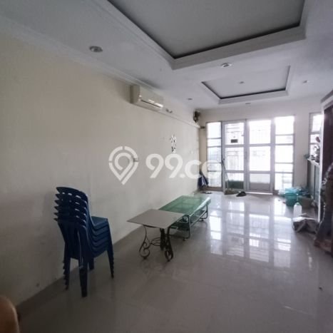 Rumah Elit LB 468m2 Siap Pakai Desain Elegan di Tiban, Batam Rumah Elit LB 468m2 Siap Pakai Desain Elegan di Tiban, Batam