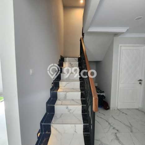 Jual Rumah Bagus Siap Huni LB 240m2 di Jagakarsa, Jakarta Selatan Jual Rumah Bagus Siap Huni LB 240m2 di Jagakarsa, Jakarta Selatan