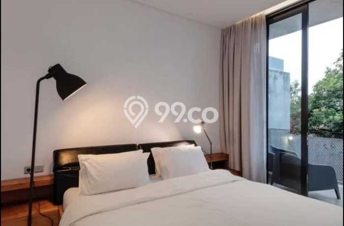 FEATURED! Rumah Nyaman di Pesanggrahan, Luas 320m² Bangunan 320m² FEATURED! Rumah Nyaman di Pesanggrahan, Luas 320m² Bangunan 320m²