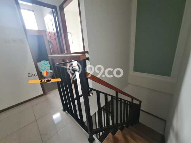 Rumah Minimalis 4 Kamar LT 72m2 di Graha Raya Rumah Minimalis 4 Kamar LT 72m2 di Graha Raya