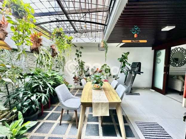 Dijual Rumah Mewah Lingkungan Asri Cluster Premium di Bintaro Dijual Rumah Mewah Lingkungan Asri Cluster Premium di Bintaro