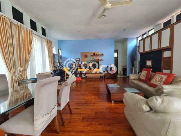 Dijual Rumah Siap Huni Ada Swimming Pool di Bintaro Sektor 9 Dijual Rumah Siap Huni Ada Swimming Pool di Bintaro Sektor 9