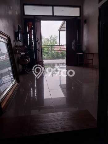 Rumah Luas Asri 4 KT Siap Huni di Graha Raya Tangerang Rumah Luas Asri 4 KT Siap Huni di Graha Raya Tangerang