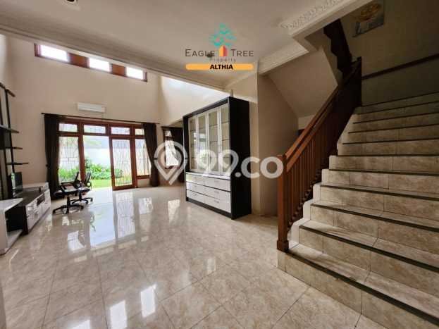 Hunian Elit LB 456m2 Siap Huni Desain Elegan di Bintaro, Tangerang Selatan Hunian Elit LB 456m2 Siap Huni Desain Elegan di Bintaro, Tangerang Selatan