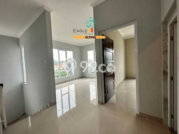 DIJUAL CEPAT! Rumah BSD City, Tangerang, Luas 142m² Bangunan 185m² DIJUAL CEPAT! Rumah BSD City, Tangerang, Luas 142m² Bangunan 185m²