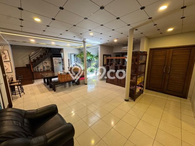 For Sale! Luxury House LT 500m2 Desain Elegan di Bintaro For Sale! Luxury House LT 500m2 Desain Elegan di Bintaro