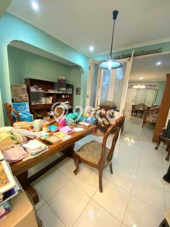 Hunian Nyaman Asri 3 KT Siap Pakai di Bintaro Tangerang Selatan Hunian Nyaman Asri 3 KT Siap Pakai di Bintaro Tangerang Selatan