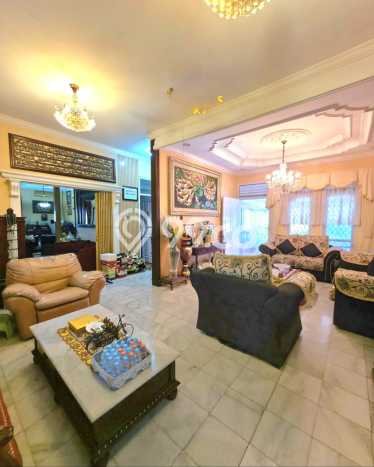 Siap Huni Hunian Elit 5 Kamar di Kebayoran Lama Dekat ke Mana Saja Siap Huni Hunian Elit 5 Kamar di Kebayoran Lama Dekat ke Mana Saja