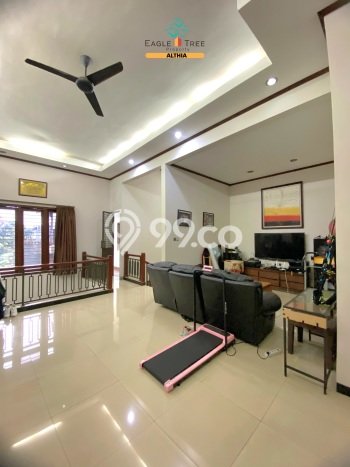 Rumah Elit Modern Tanpa Renovasi di Bintaro Jakarta Selatan Rumah Elit Modern Tanpa Renovasi di Bintaro Jakarta Selatan