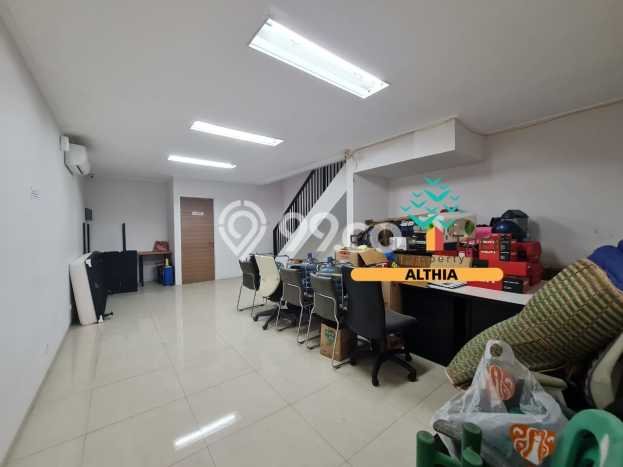 Ruko Bagus Dijual LB 300m2 Lokasi Strategis Tangerang Selatan Area Cocok untuk Bisnis Ruko Bagus Dijual LB 300m2 Lokasi Strategis Tangerang Selatan Area Cocok untuk Bisnis