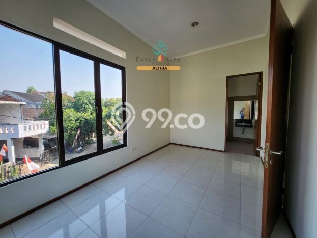 Rumah Cantik 2 Lantai Design Minimalis Modern di Graha Raya Rumah Cantik 2 Lantai Design Minimalis Modern di Graha Raya