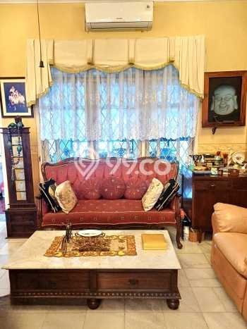 Siap Huni Hunian Elit 5 Kamar di Kebayoran Lama Dekat ke Mana Saja Siap Huni Hunian Elit 5 Kamar di Kebayoran Lama Dekat ke Mana Saja