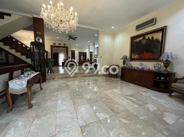 For Sale! Luxury House LT 680m2 Desain Elegan di Cipete For Sale! Luxury House LT 680m2 Desain Elegan di Cipete