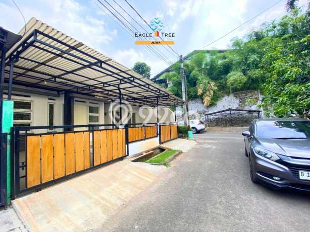 HOT PROPERTY! Rumah Strategis area BSD, Luas 165m² LB 130m² HOT PROPERTY! Rumah Strategis area BSD, Luas 165m² LB 130m²