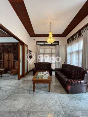 Rumah Elit Modern Siap Huni di Bintaro Tangerang Selatan Rumah Elit Modern Siap Huni di Bintaro Tangerang Selatan
