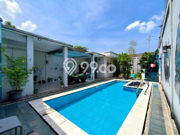 Dijual Rumah Mewah Megah Dengan View Cantik di Bintaro, Jakarta Selatan Dijual Rumah Mewah Megah Dengan View Cantik di Bintaro, Jakarta Selatan