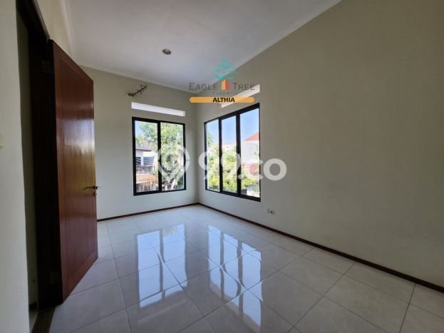Rumah Cantik 2 Lantai Design Minimalis Modern di Graha Raya Rumah Cantik 2 Lantai Design Minimalis Modern di Graha Raya