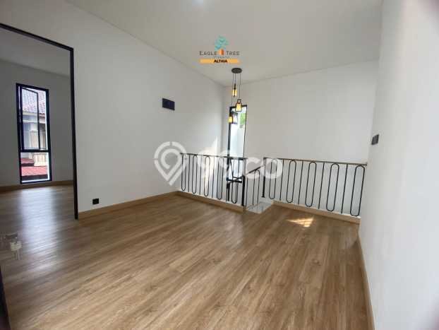 For Sale! Premium House LT 135m2 Desain Elegan di Bintaro For Sale! Premium House LT 135m2 Desain Elegan di Bintaro