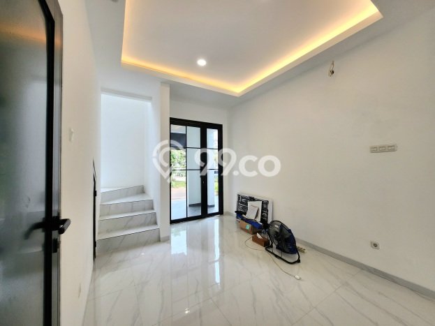 For Sale! Luxury House LT 140m2 Desain Modern di Bintaro For Sale! Luxury House LT 140m2 Desain Modern di Bintaro