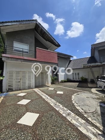 Ready to Use! Premium House LT 660m2 Desain Elegan di Bintaro Ready to Use! Premium House LT 660m2 Desain Elegan di Bintaro