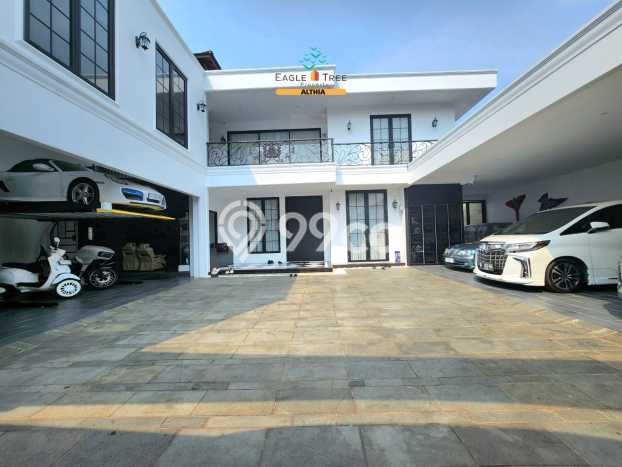 Rumah Mewah LB 1200m2 Siap Pakai Desain Elegan di Veteran, Jakarta Selatan Rumah Mewah LB 1200m2 Siap Pakai Desain Elegan di Veteran, Jakarta Selatan