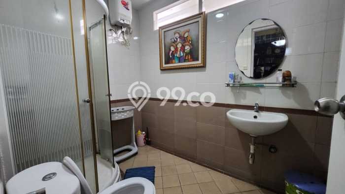 Siap Huni Hunian Elit 5 Kamar di Kebayoran Lama Dekat ke Mana Saja Siap Huni Hunian Elit 5 Kamar di Kebayoran Lama Dekat ke Mana Saja