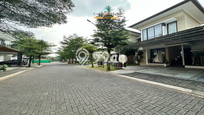 For Sale! Luxury House LT 144m2 Desain Modern di BSD For Sale! Luxury House LT 144m2 Desain Modern di BSD