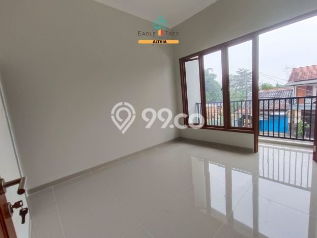 Rumah Luas Asri 3 KT Siap Pakai di BSD Tangerang Rumah Luas Asri 3 KT Siap Pakai di BSD Tangerang