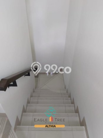 Rumah Modern 4 KT di BSD Tangerang Semi Furnished Rumah Modern 4 KT di BSD Tangerang Semi Furnished