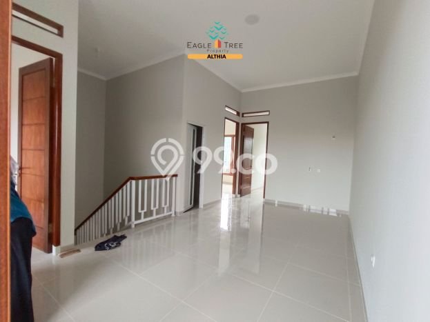 Rumah Luas Asri 3 KT Siap Pakai di BSD Tangerang Rumah Luas Asri 3 KT Siap Pakai di BSD Tangerang