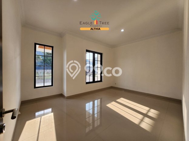 Rumah Mewah LB 250m2 Siap Pakai Desain Elegan di BSD, Tangerang Rumah Mewah LB 250m2 Siap Pakai Desain Elegan di BSD, Tangerang