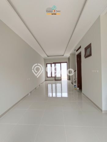 Rumah Luas Asri 3 KT Siap Pakai di BSD Tangerang Rumah Luas Asri 3 KT Siap Pakai di BSD Tangerang