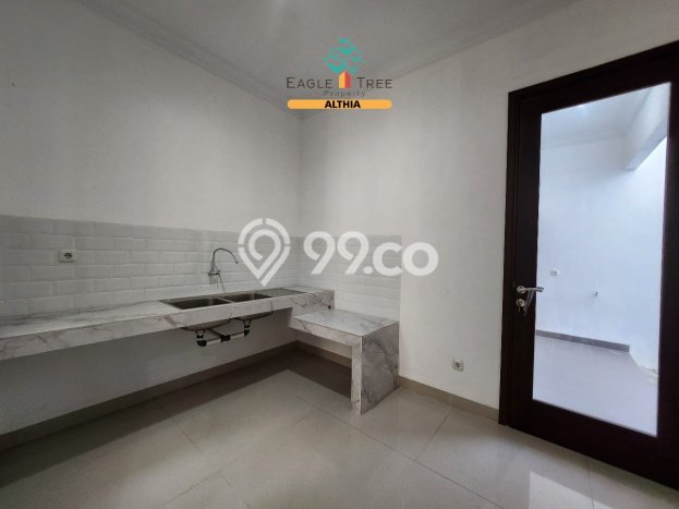 Rumah Mewah LB 250m2 Siap Pakai Desain Elegan di BSD, Tangerang Rumah Mewah LB 250m2 Siap Pakai Desain Elegan di BSD, Tangerang