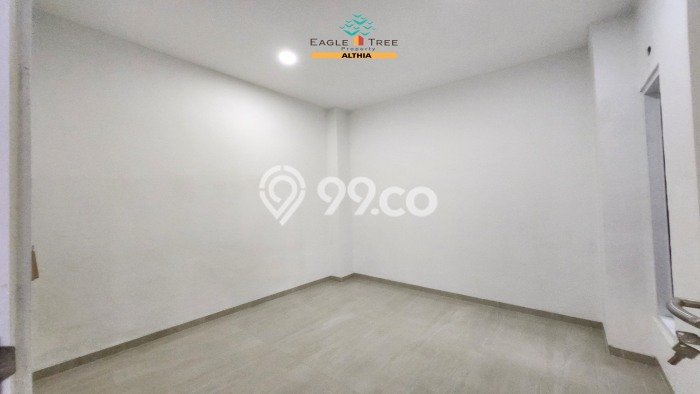 Rumah Mewah LB 200m2 Siap Huni Desain Elegan di Bintaro, Tangerang Selatan Rumah Mewah LB 200m2 Siap Huni Desain Elegan di Bintaro, Tangerang Selatan