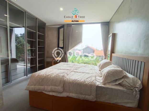 For Sale! Luxury House LT 99m2 Desain Modern di BSD For Sale! Luxury House LT 99m2 Desain Modern di BSD